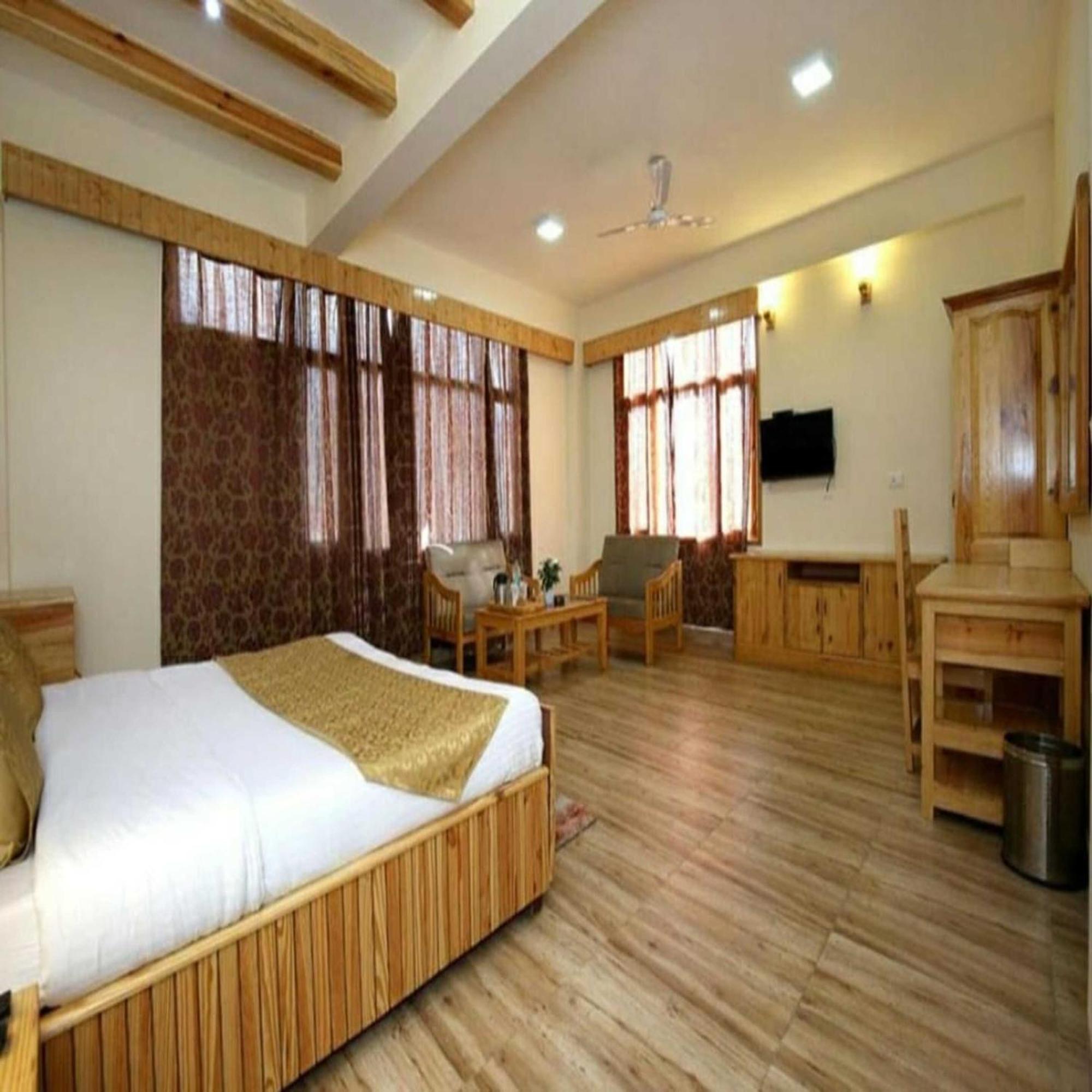 Hotel Jamla Inn Manali  Bagian luar foto